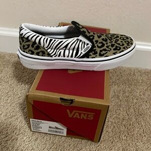 Animal Print Vans 2.5 Youth-never worn